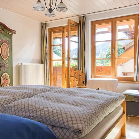 Bed and Breakfast Suzanne's & Gardens