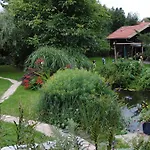 Bed and Breakfast Suzanne's & Gardens 3*
