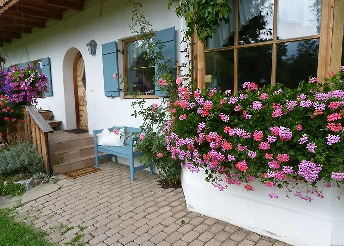 לינה וארוחת בוקר Suzanne's & Gardens Füssen